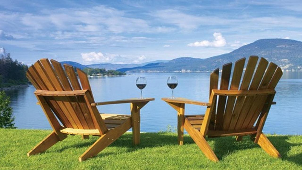 La Casa Lakeside Resort - Amazing Panoramic View Lakeside House With Pools, Hot Tubs & More! Kelowna Exterior photo