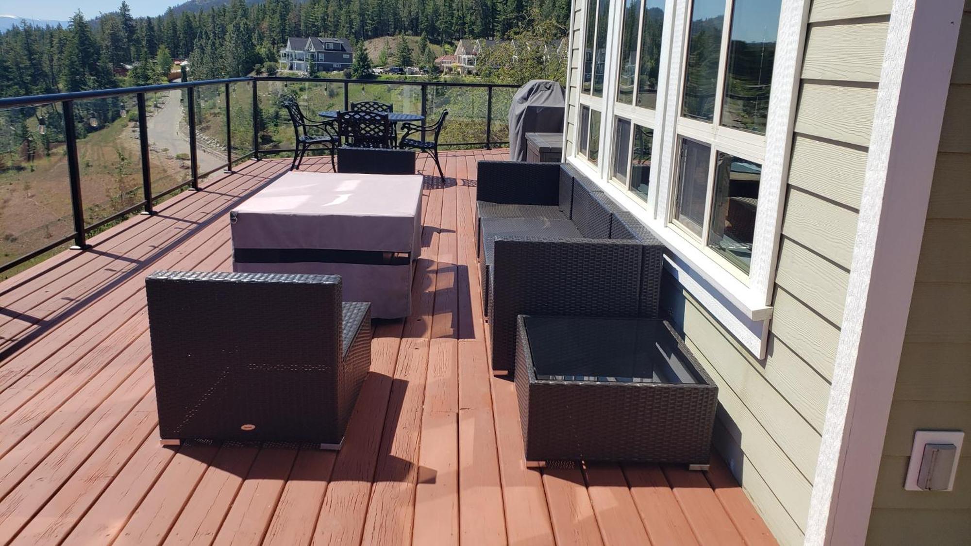 La Casa Lakeside Resort - Amazing Panoramic View Lakeside House With Pools, Hot Tubs & More! Kelowna Exterior photo